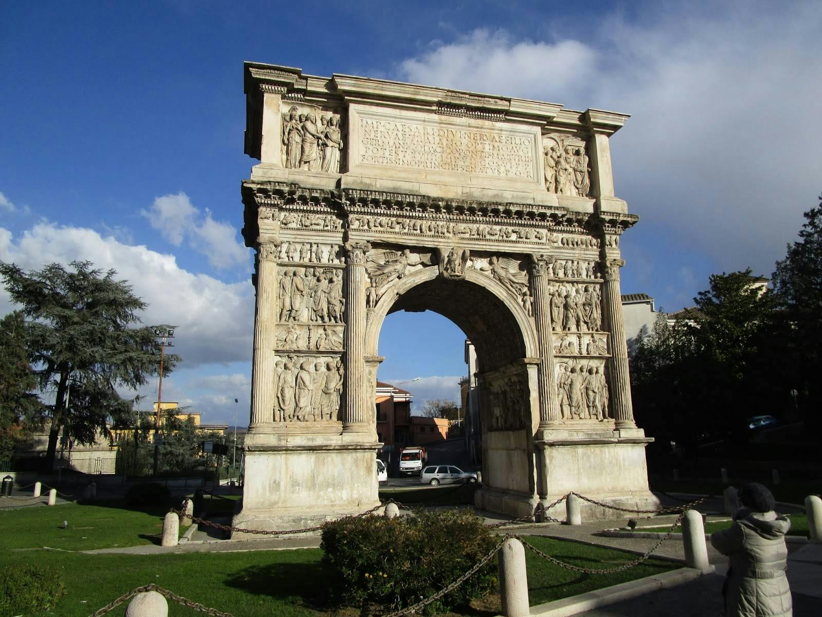 Roman Benevento: Arch of Traian