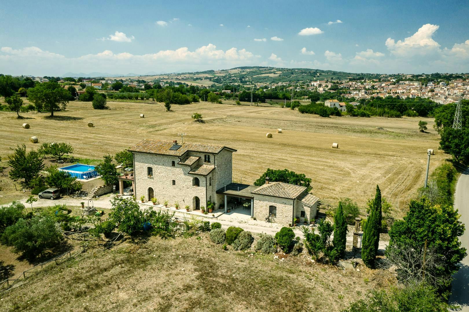 Vista aérea del Casale frente Pietrelcina